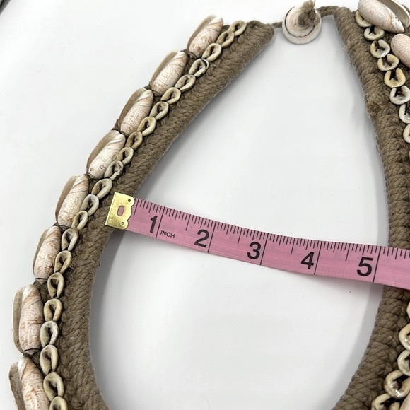 Vintage Papua New Guinea Ceremonial Seashell Collar Necklace Bundle - Picture 14 of 17